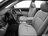  Front seats from Drivers Side photo